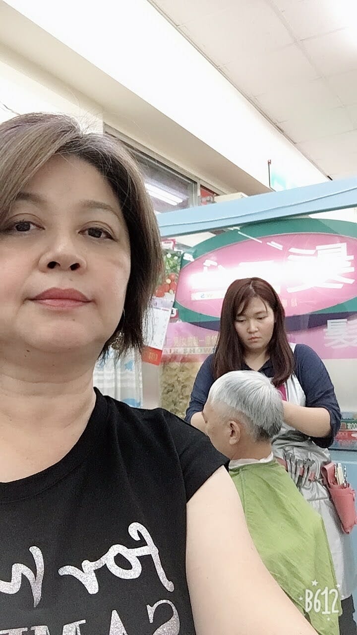 108年美髮全科千宜,結業後準備創業,學習期間為了增進技術每月義剪必跟,累積真人實作經驗結業後輔導開業,開業地點美濃